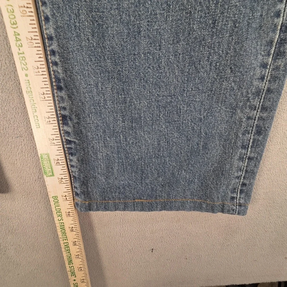 Levis 542 Jeans Mens Blue Med Wash Relaxed Buckle Back Patched Fits 34x28